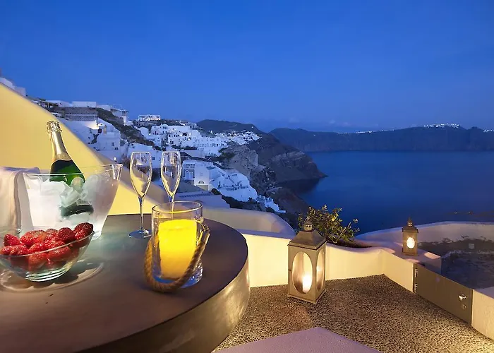 Villa Blue Canaves Boutique *