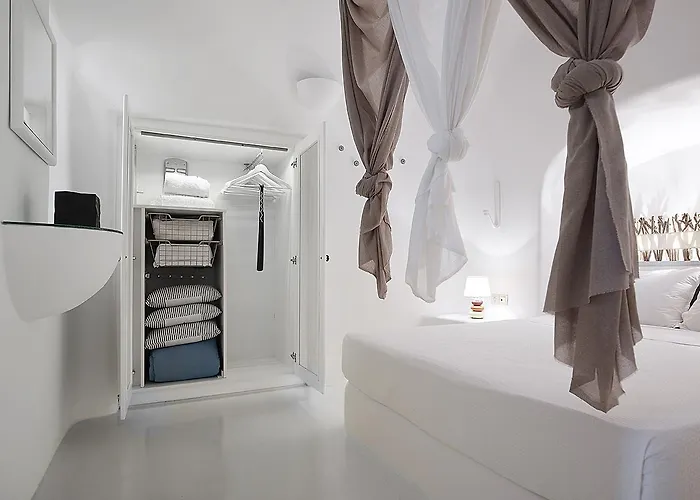 Blue Canaves Boutique Villa